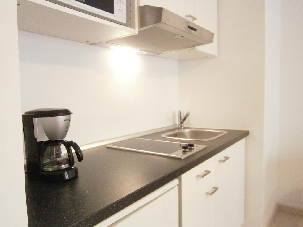 Marbel Apartments Barcelona Szoba fotó