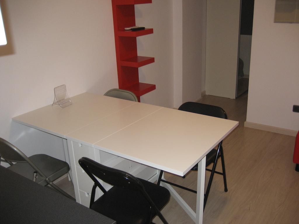 Marbel Apartments Barcelona Szoba fotó