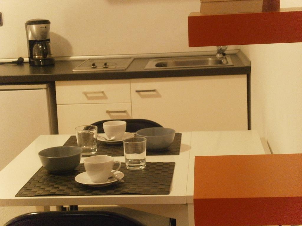Marbel Apartments Barcelona Szoba fotó