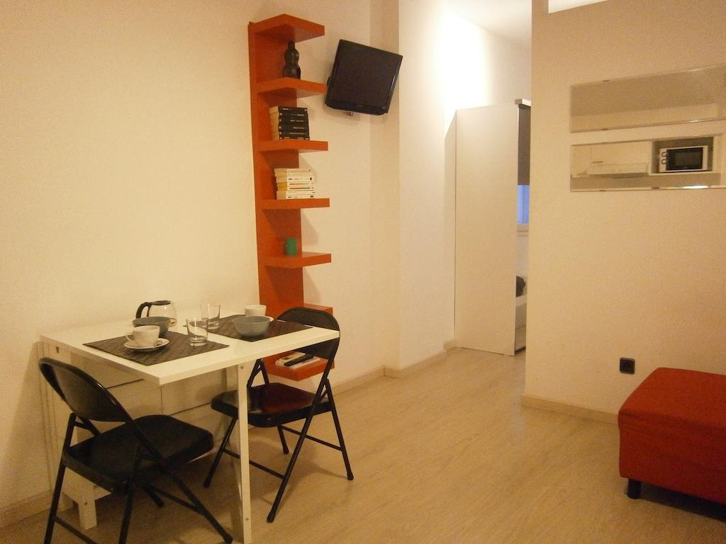 Marbel Apartments Barcelona Szoba fotó