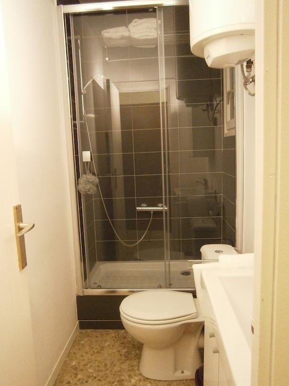 Marbel Apartments Barcelona Szoba fotó